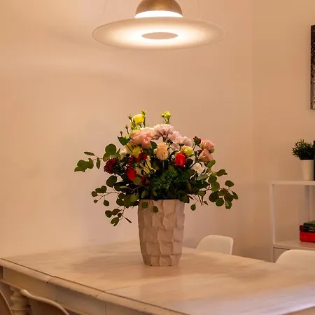 Casa Cecilia * רומא